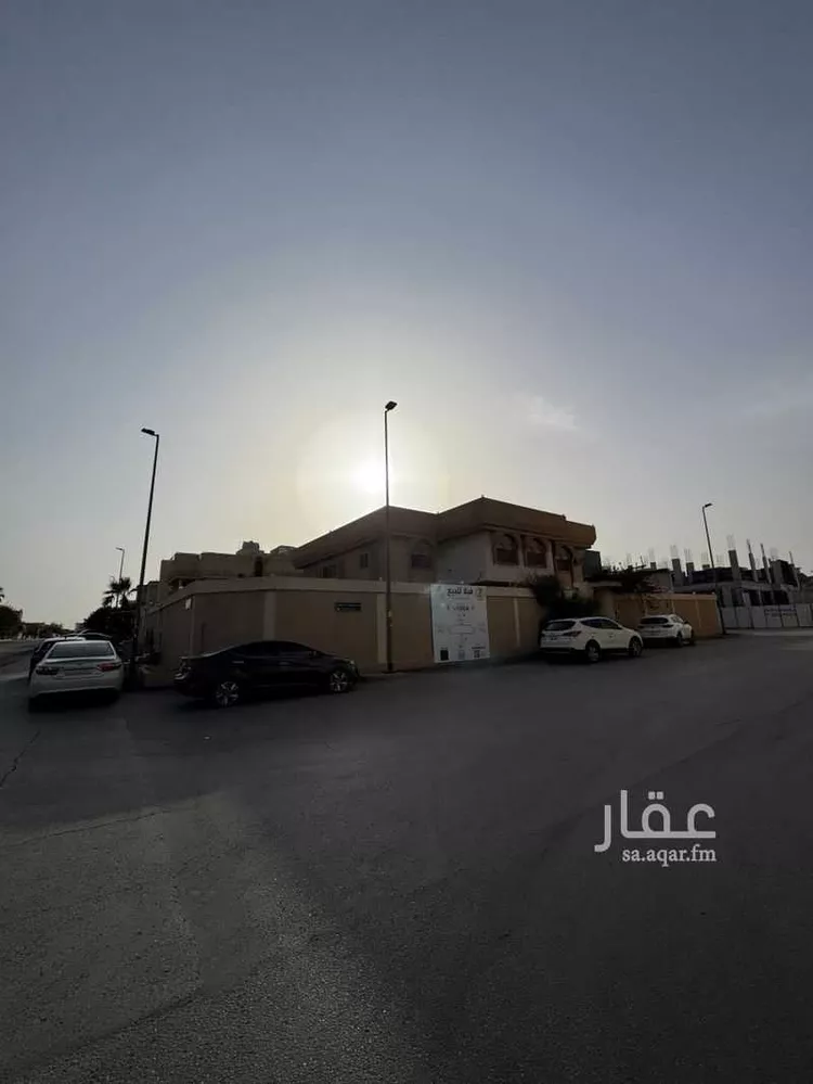 فيلا للبيع في شارع العقلة, حي الربوة, مدينة الرياض, منطقة الرياض صورة 4