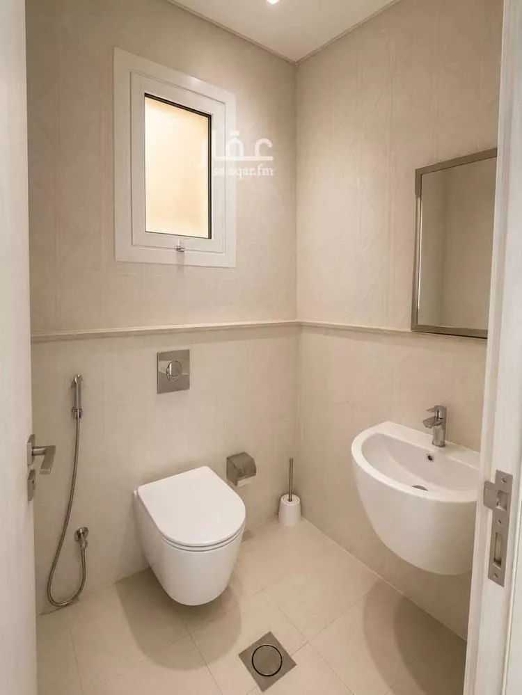 عمارة للبيع في شارع نصر بن سيار, حي الوزارات, مدينة الرياض, منطقة الرياض 20
