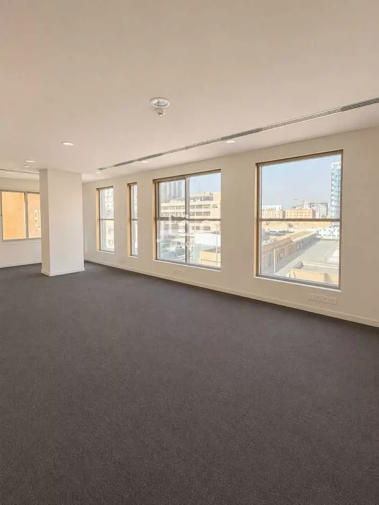 Building for Rent in Riyadh Al Wizarat 8