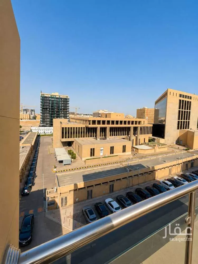عمارة للبيع في شارع نصر بن سيار, حي الوزارات, مدينة الرياض, منطقة الرياض صورة 3