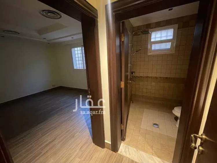 فيلا للإيجار في شارع المزاحمية, حي الربوة, مدينة الرياض, منطقة الرياض 15