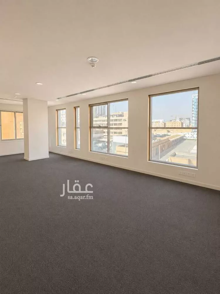 عمارة للبيع في شارع نصر بن سيار, حي الوزارات, مدينة الرياض, منطقة الرياض 14