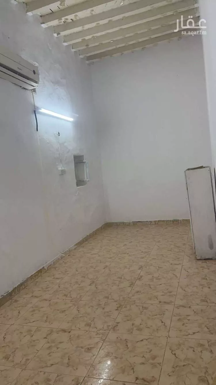 فيلا للإيجار في شارع غنام, حي الجرادية, مدينة الرياض, منطقة الرياض صورة 4