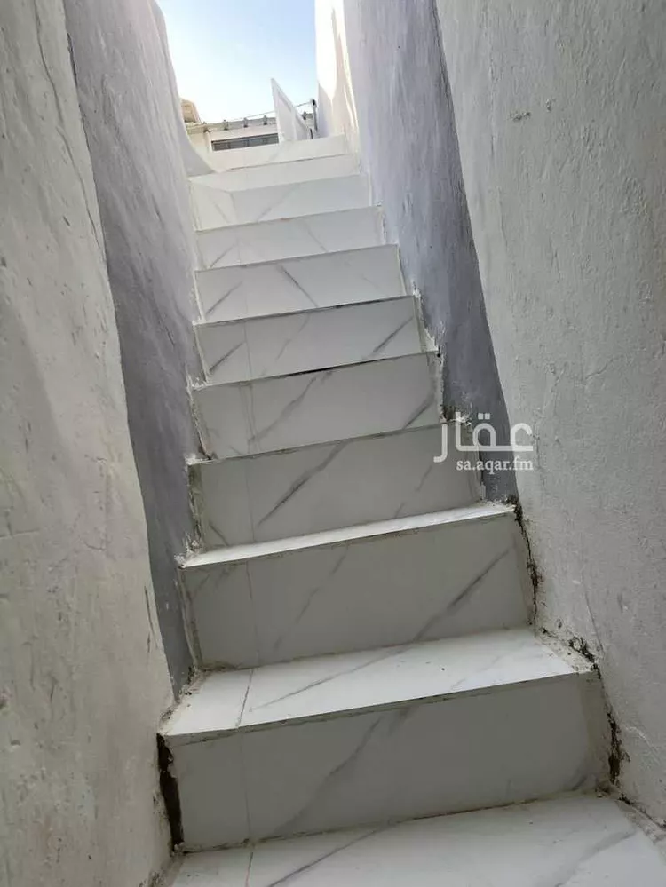 فيلا للبيع في شارع عبدالمحسن الفرم, حي البديعة, مدينة الرياض, منطقة الرياض صورة 3