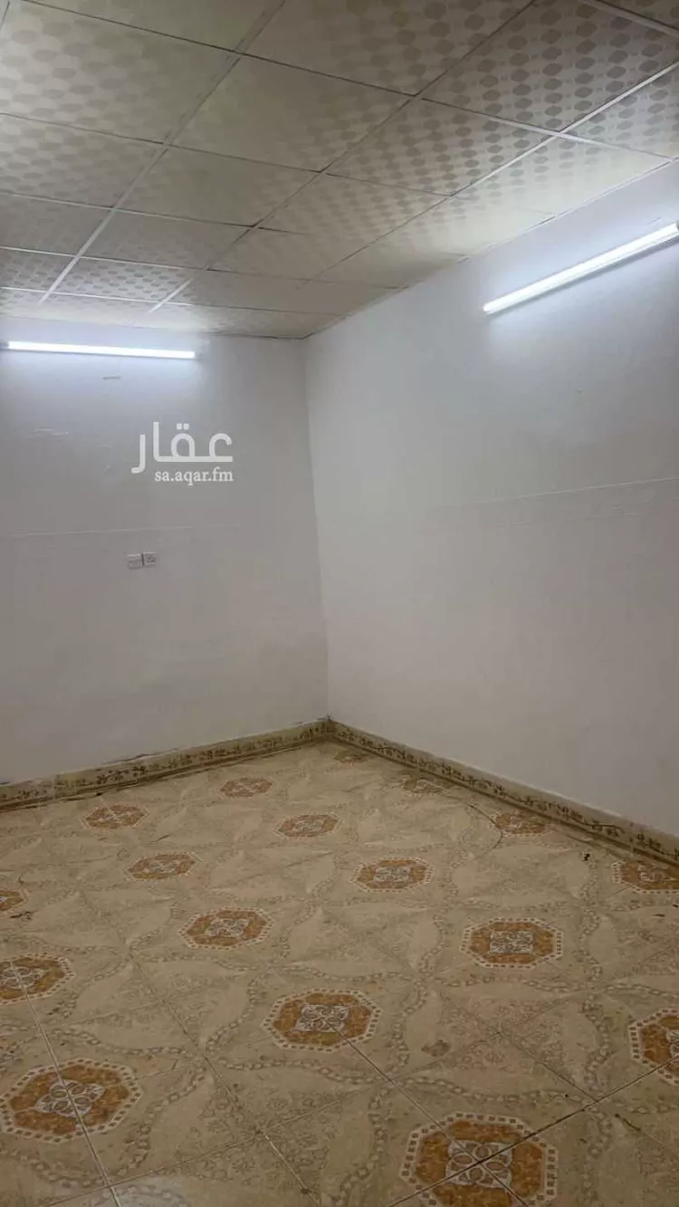 فيلا للإيجار في شارع غنام, حي الجرادية, مدينة الرياض, منطقة الرياض صورة 5