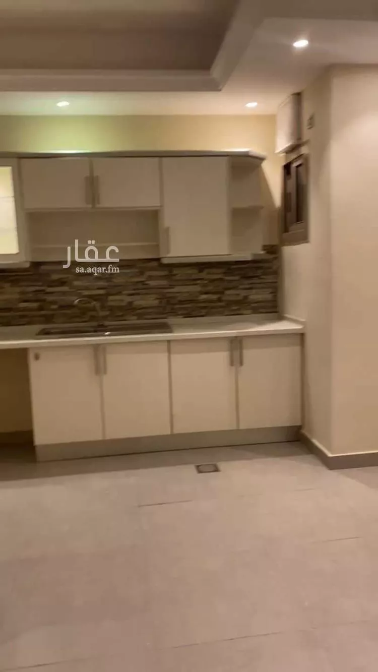 شقة للإيجار في شارع العزيزي, حي السلامة, مدينة جدة, منطقة مكة المكرمة صورة 3