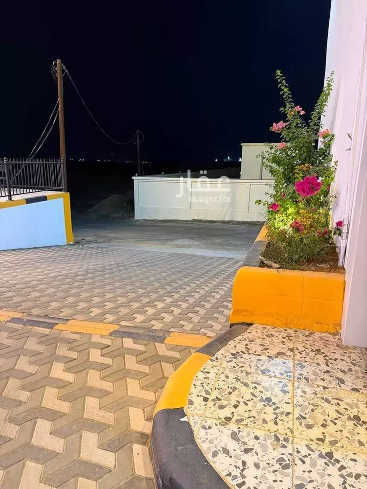 Complex for sale in Al Qunfudhah Al Khalidiyah 13