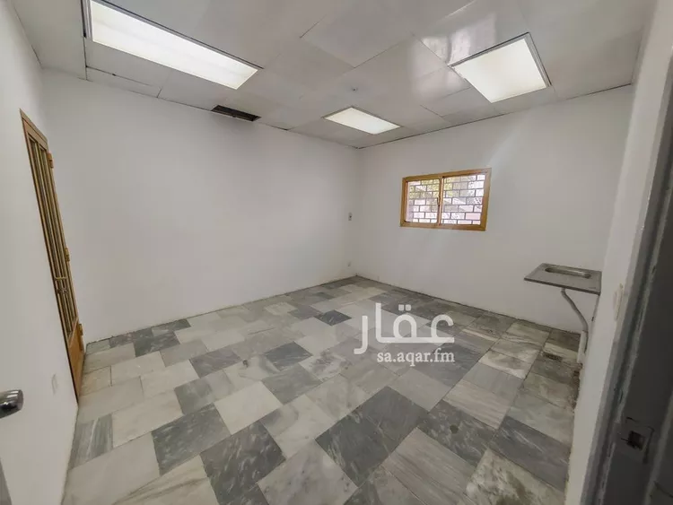 فيلا للإيجار في شارع صفي الدين الحلي, حي الروضة, مدينة جدة, منطقة مكة المكرمة 21