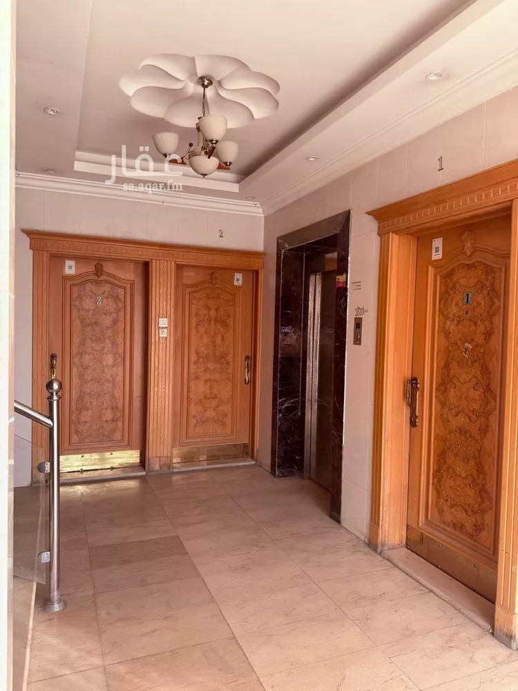 عمارة للبيع في شارع الشيخ عبدالرزاق عفيفي, حي المروج, مدينة الرياض, منطقة الرياض 8