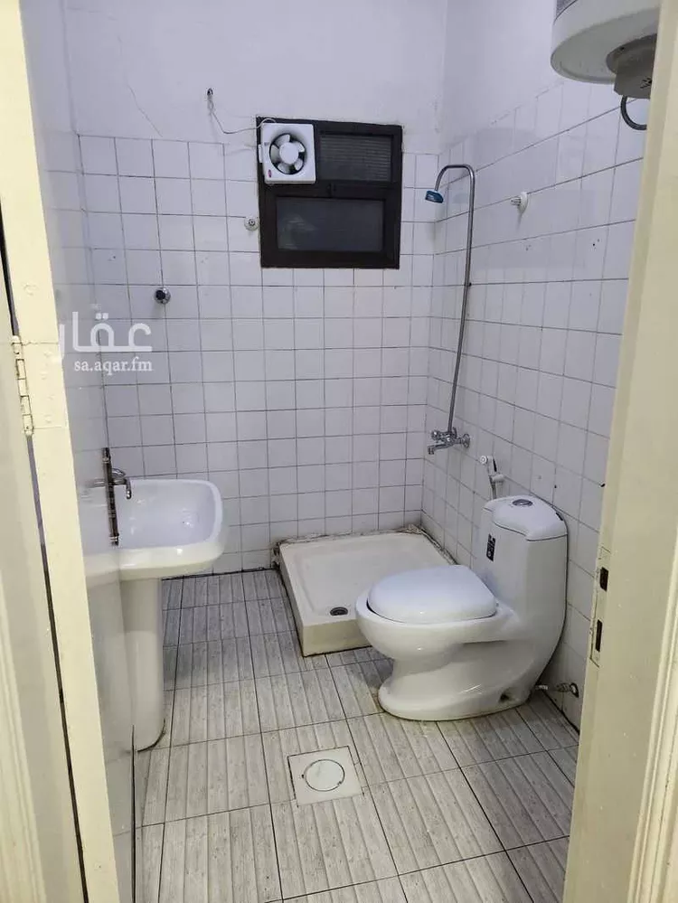 شقة للإيجار في شارع ابي البدر الموصلي, حي ظهرة البديعة, مدينة الرياض, منطقة الرياض صورة 2