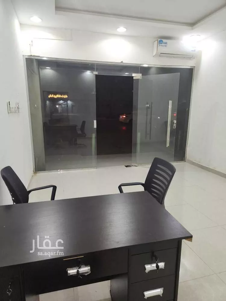 محل للإيجار في شارع ابن الجوزي, حي ظهرة البديعة, مدينة الرياض, منطقة الرياض صورة 2