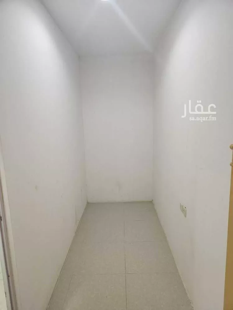 محل للإيجار في شارع ابن الجوزي, حي ظهرة البديعة, مدينة الرياض, منطقة الرياض صورة 4