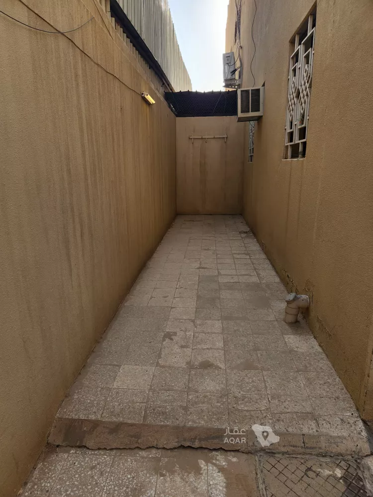شقة للإيجار في شارع ابي البدر الموصلي, حي ظهرة البديعة, مدينة الرياض, منطقة الرياض 9