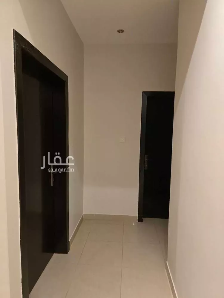 فيلا للبيع في شارع الغريسة, حي الربيع, مدينة الرياض, منطقة الرياض صورة 2