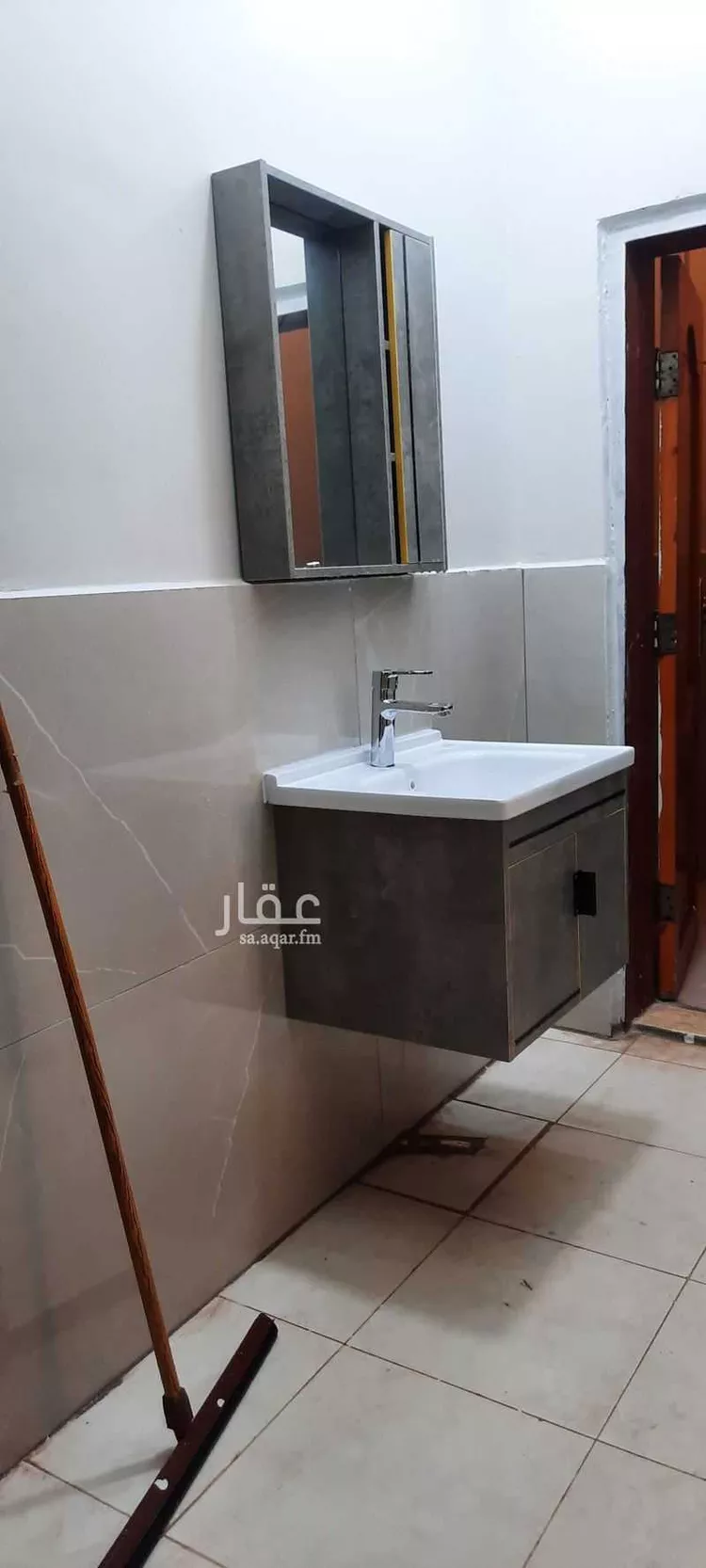 شقة للإيجار في شارع خالد ابن خويلد الهذلي ، حي نمره المخطط ، نمرة ، العرضيات صورة 3