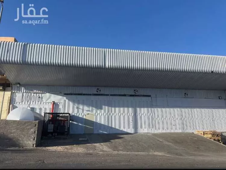 مستودع للإيجار في شارع عبدالعزيز الحصين, حي المعارض, مدينة الطائف, منطقة مكة المكرمة صورة 5