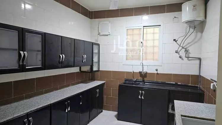 شقة للإيجار في شارع سالم بن عبدالله القرشي ، حي الاندلس ، المجمعة ، المجمعة