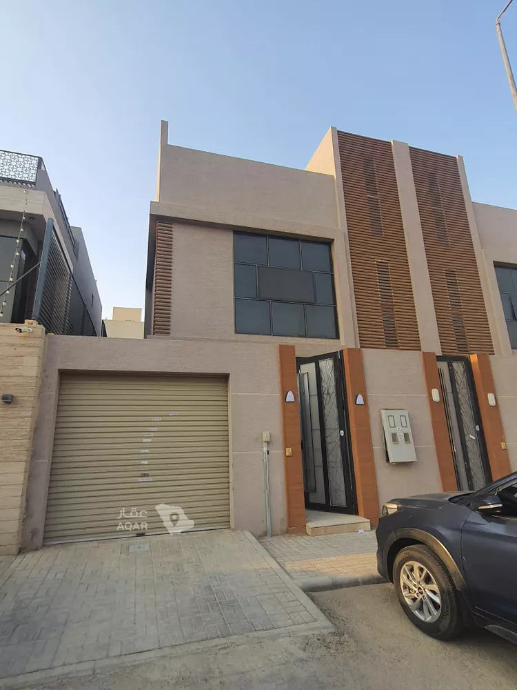 فيلا للإيجار في شارع بدر التمام, حي القيروان, مدينة الرياض, منطقة الرياض