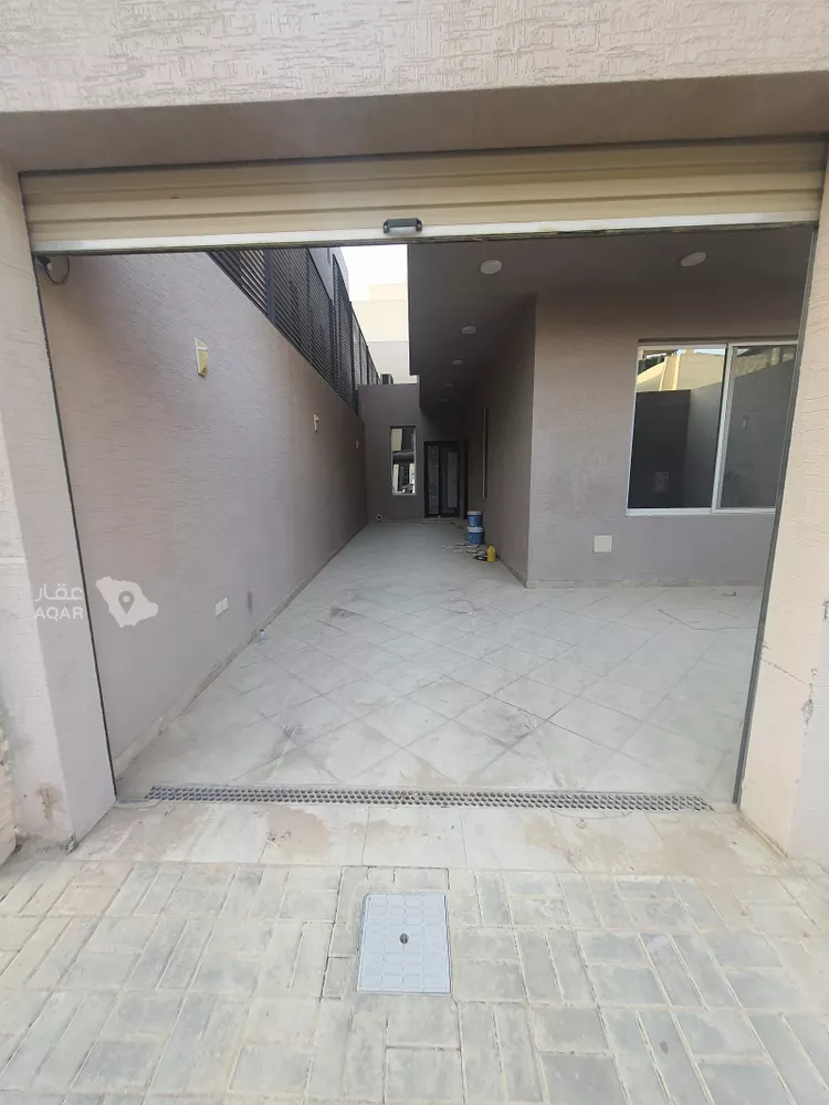 Villa for Rent in Riyadh Al Qirawan 2