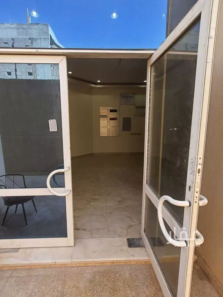 مكتب تجاري للإيجار في شارع عثمان بن عفان, حي الندى, مدينة الرياض, منطقة الرياض صورة 2