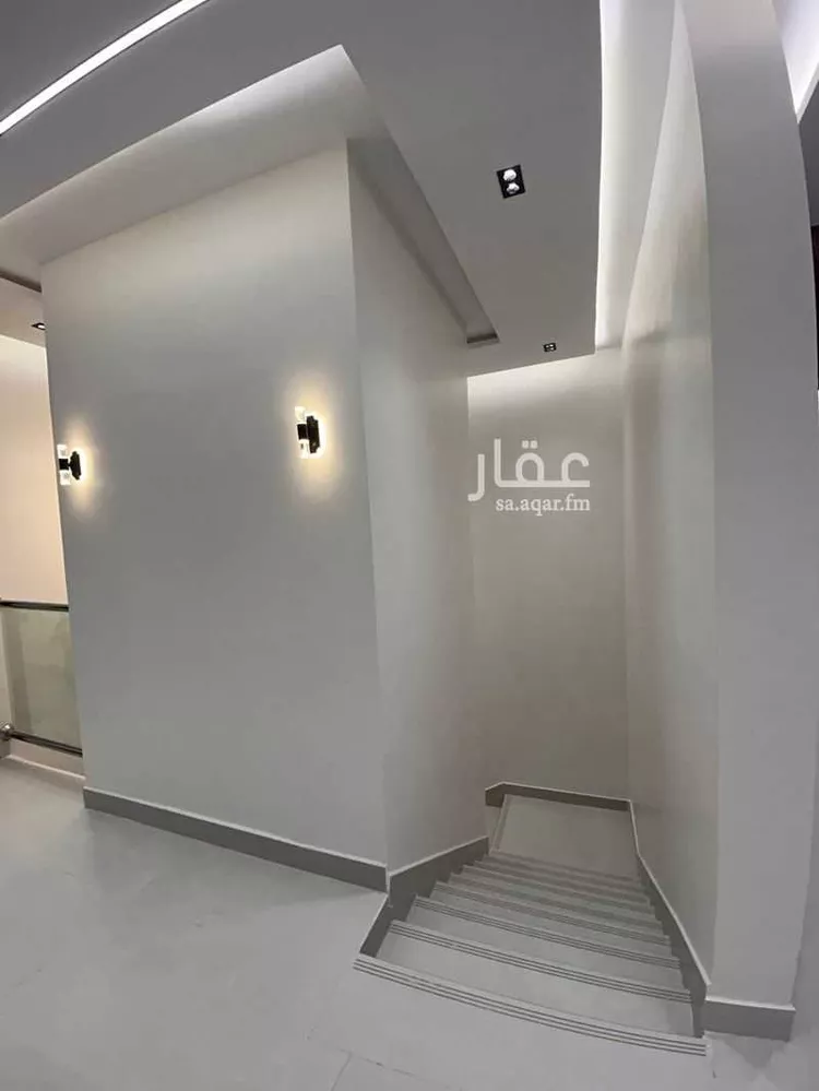 فيلا للبيع في شارع النخل, حي ظهرة لبن, مدينة الرياض, منطقة الرياض صورة 4