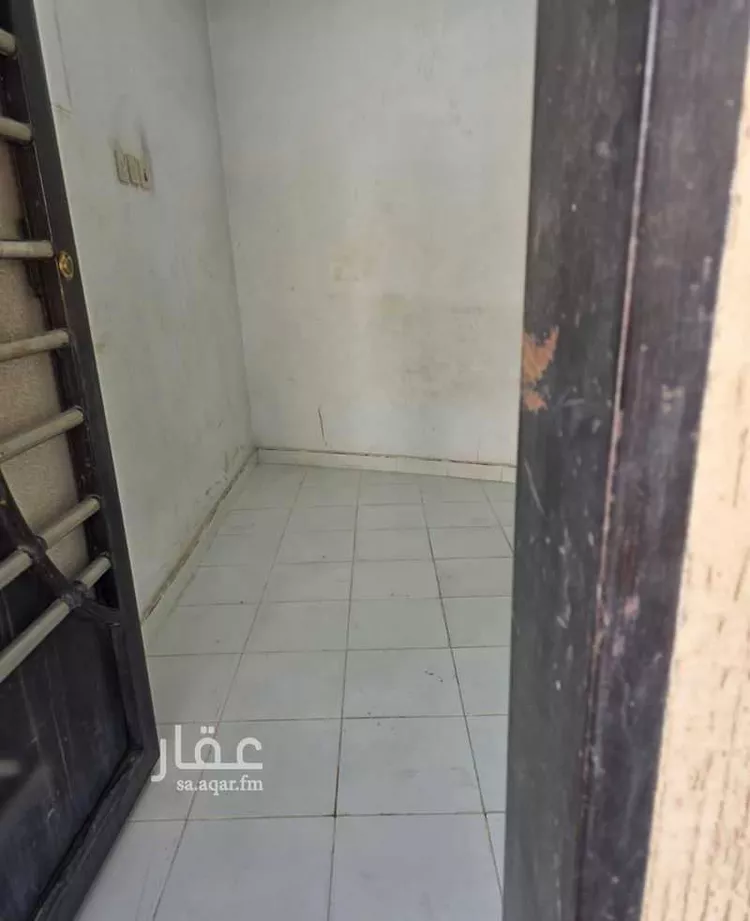 غرفة للإيجار في شارع الربيع ، حي الحمراء ، الرياض ، منطقة الرياض صورة 2
