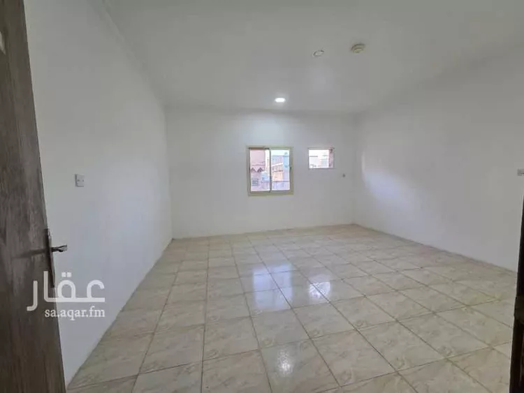 شقة للإيجار في شارع أم المؤمنين مارية القبطية, حي الأندلس, مدينة رأس تنورة, المنطقة الشرقية صورة 4