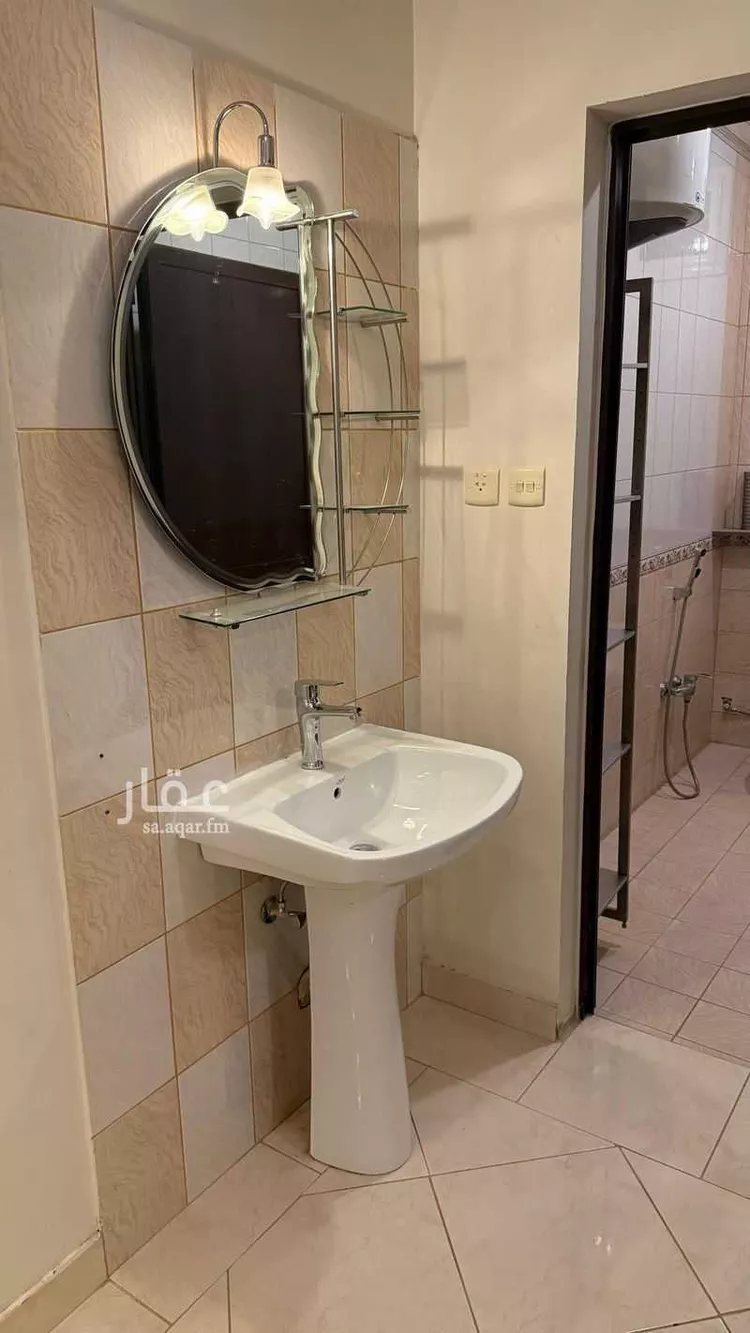 شقة للإيجار في شارع ربيع بن محمد السنباطي, حي العوالي, مدينة الرياض, منطقة الرياض صورة 3