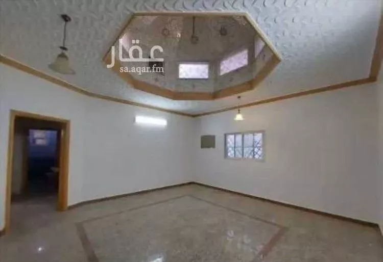 فيلا للبيع في شارع مسلم الفرعى, حي بدر, مدينة الرياض, منطقة الرياض صورة 2