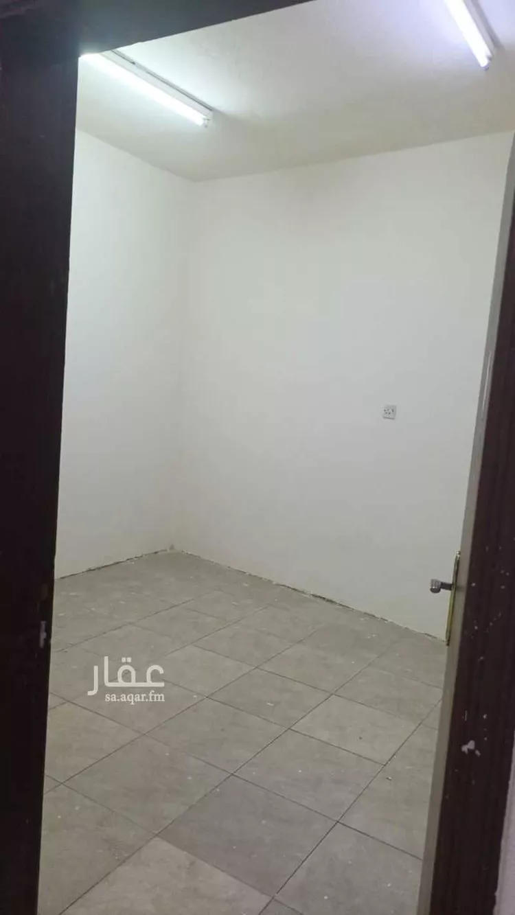 شقة للإيجار في شارع سويد بن زيد, حي الجرادية, مدينة الرياض, منطقة الرياض صورة 2