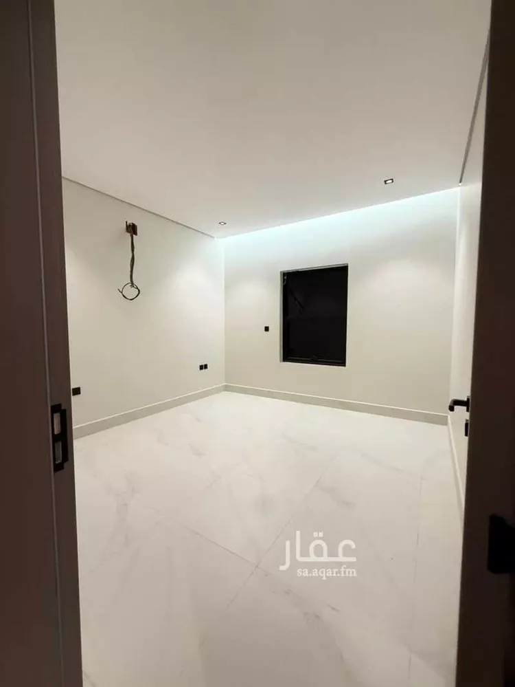 دور للبيع في شارع علي الربيش, حي العارض, مدينة الرياض, منطقة الرياض 7
