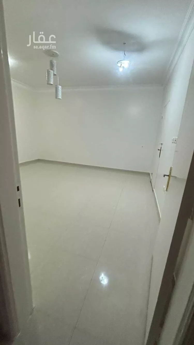 شقة للإيجار في شارع شهيد الدين ثم الوطن حمود عبدالله الحرب, حي الشهداء, مدينة الرياض, منطقة الرياض صورة 2