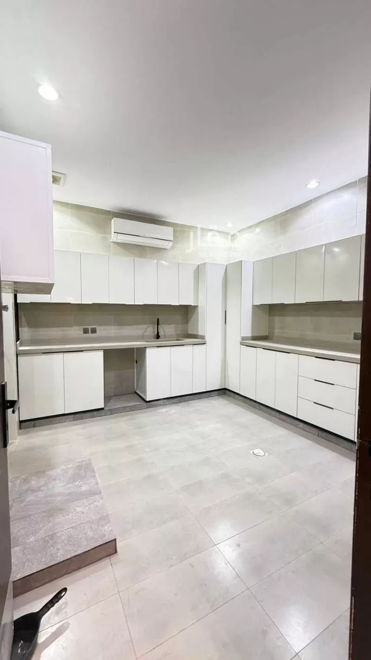 Villa for Rent in Riyadh Al Arid 8