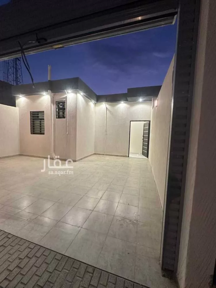 شقة للإيجار في شارع سراقة بن الحارث ، حي الجامعيين ، خميس مشيط ، خميس مشيط