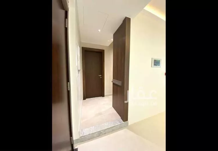 مكتب تجاري للإيجار في شارع الكورنيش, حي الشاطئ, مدينة جدة, منطقة مكة المكرمة صورة 2