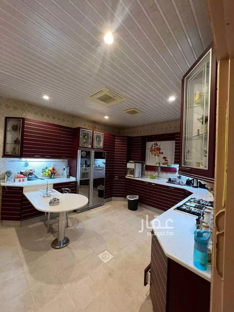 فيلا للبيع في شارع القامة, حي إشبيلية, مدينة الرياض, منطقة الرياض 14