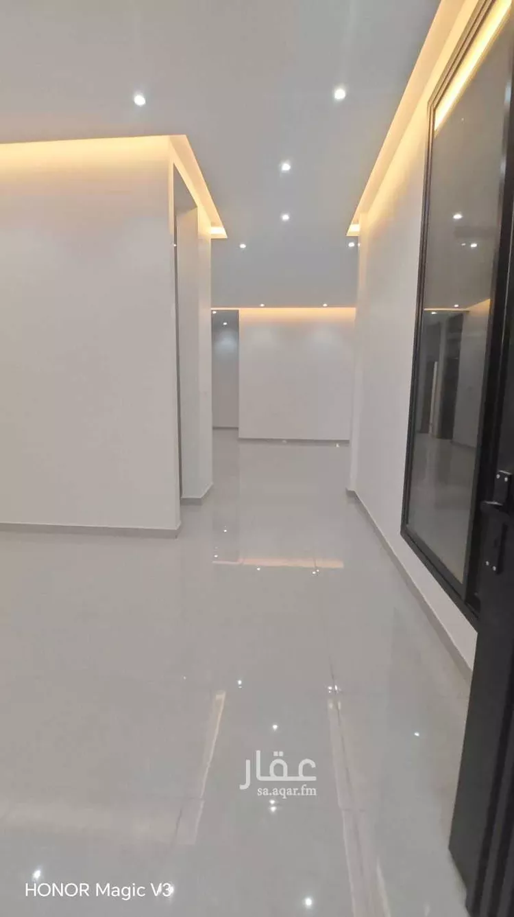 Floor for Sale in Riyadh Al Arid صورة 2
