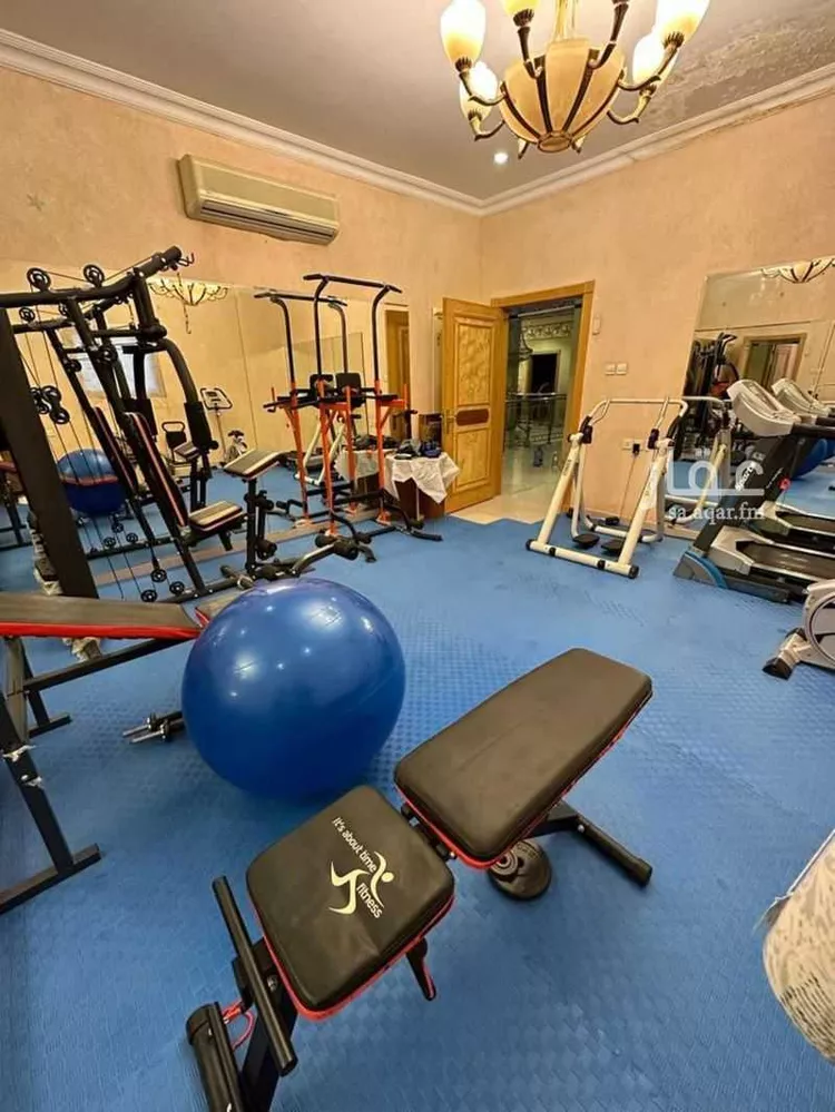 فيلا للبيع في شارع القامة, حي إشبيلية, مدينة الرياض, منطقة الرياض 12