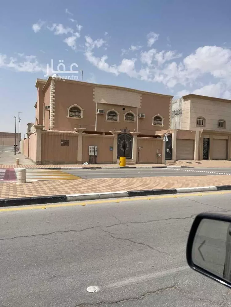 عمارة للبيع في شارع 7632277, حي الفردوس, مدينة بقيق, المنطقة الشرقية