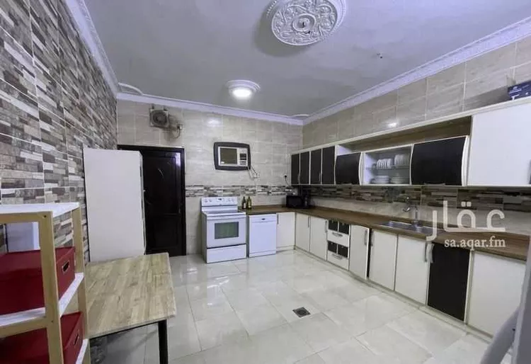 عمارة للبيع في شارع العلاء ابن عمرو الانصاري ، حي العزيزية ، المدينة المنورة ، منطقة المدينة المنورة