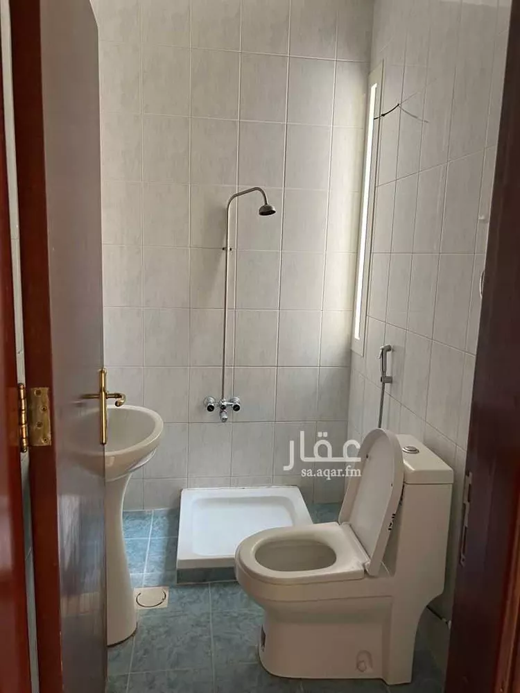 فيلا للإيجار في شارع عبدالرحمن بن نامي, حي المروج, مدينة الرياض, منطقة الرياض صورة 2