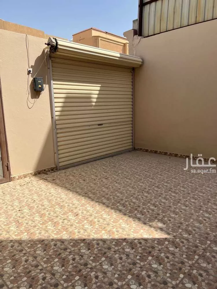 فيلا للإيجار في شارع الحمضة, حي النفل, مدينة الرياض, منطقة الرياض 18