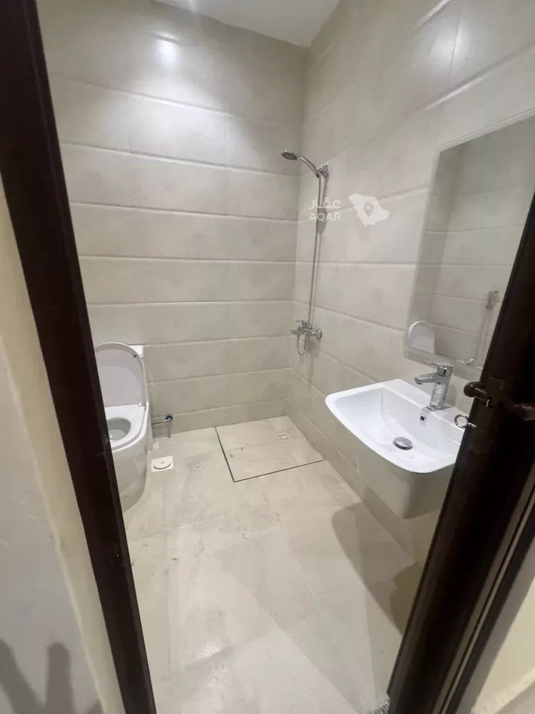 عمارة للإيجار في شارع الفراوي, حي الريان, مدينة جدة, منطقة مكة المكرمة