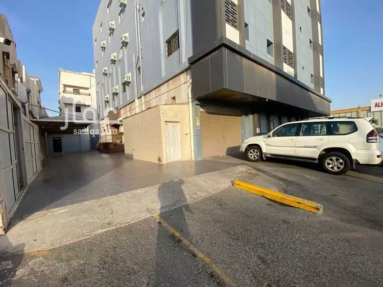 عمارة للبيع في شارع عبدالعزيز ابن ابراهيم, حي الصفاء, مدينة جدة, منطقة مكة المكرمة