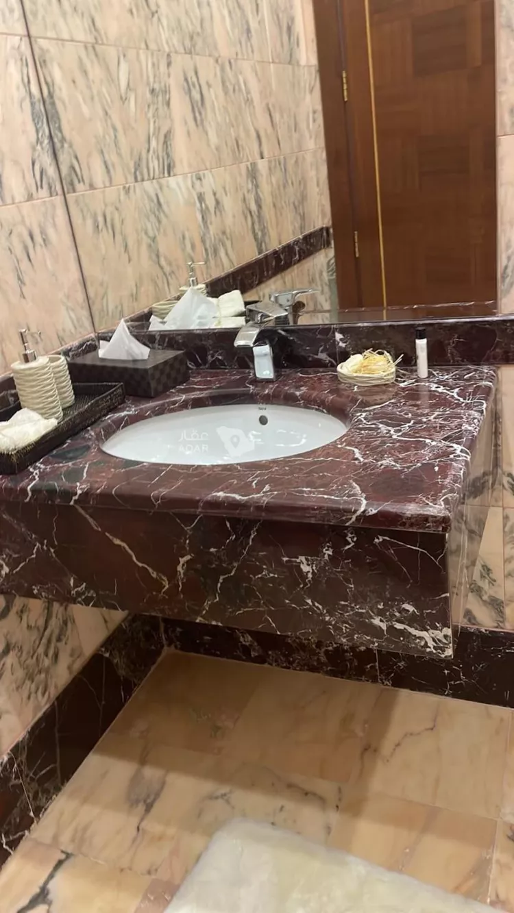 فيلا للبيع في شارع سعيد بن زيد القرشى رضى الله عنه, حي بطحاء قريش, مدينة مكة المكرمة, منطقة مكة المكرمة 8