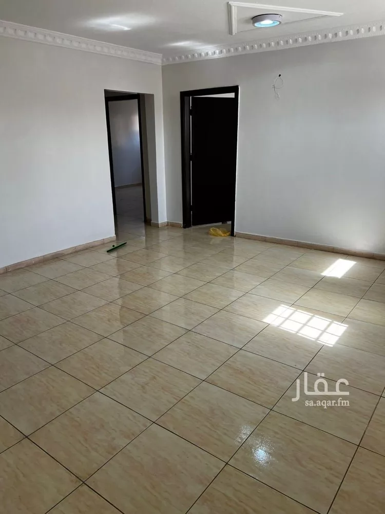 شقة للإيجار في شارع الطبق, حي إشبيلية, مدينة الرياض, منطقة الرياض
