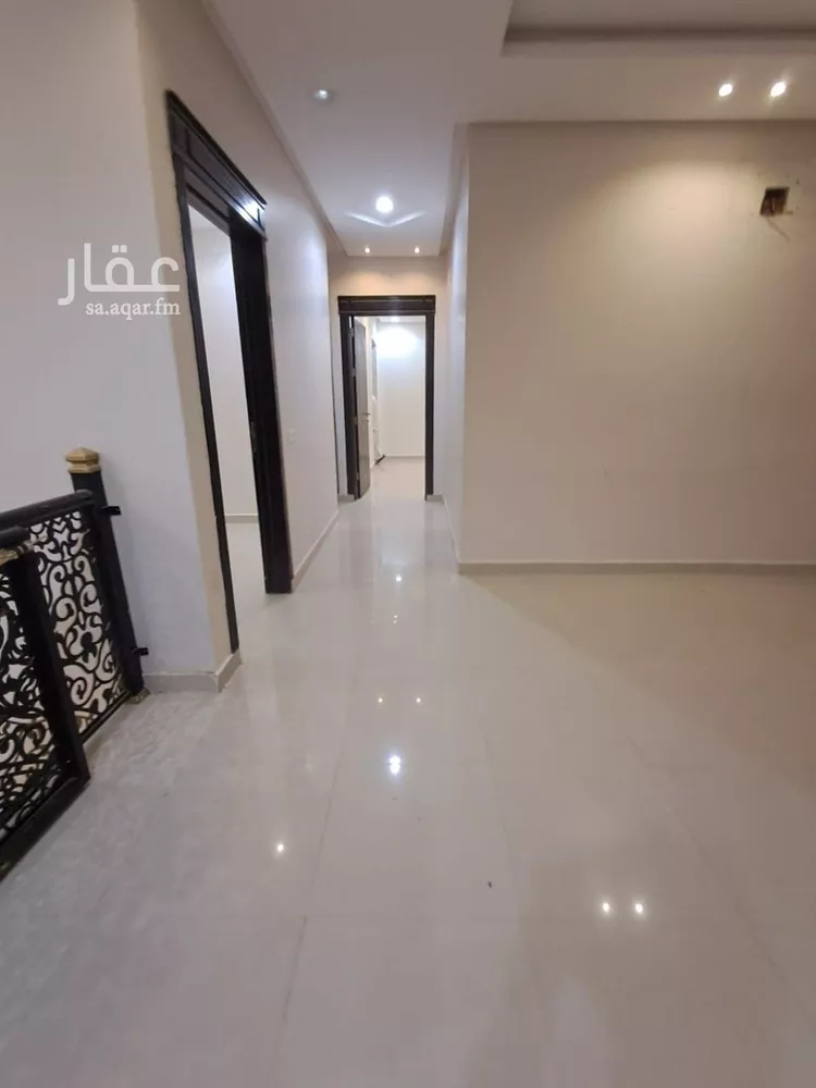 فيلا للإيجار في شارع احمد بن داود الجذامي, حي الرمال, مدينة الرياض, منطقة الرياض صورة 2