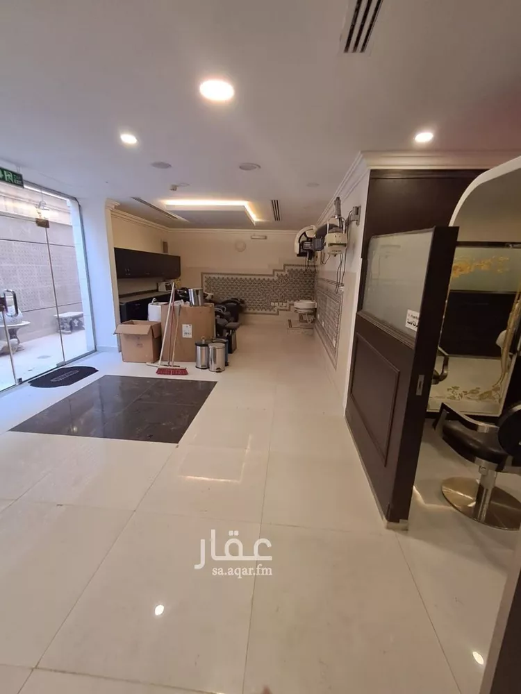عمارة للإيجار في شارع الأمير ناصر بن فرحان آل سعود, حي الملك سلمان, مدينة الرياض, منطقة الرياض صورة 2