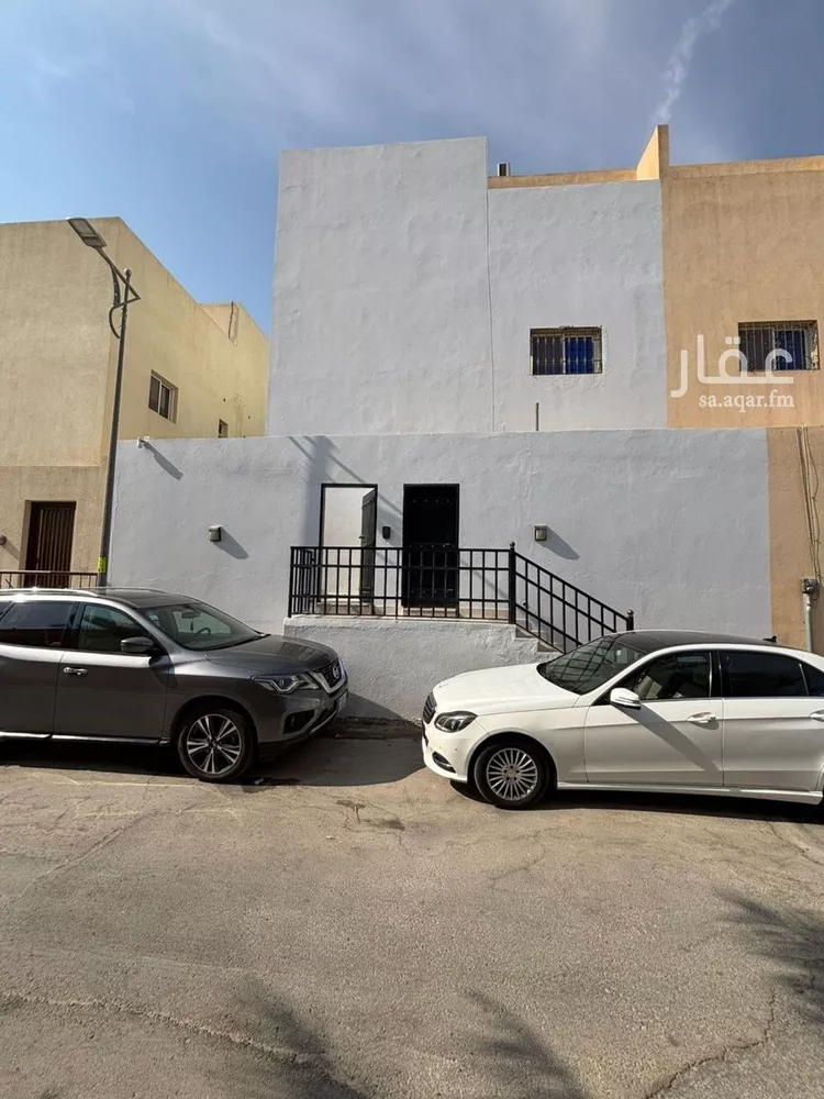 فيلا للبيع في شارع صيدا, حي الفلاح, مدينة الرياض, منطقة الرياض صورة 3