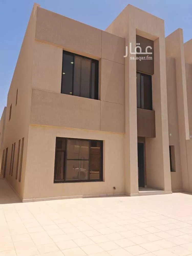 فيلا للإيجار في شارع الامير فيصل بن بندر بن عبدالعزيز الفرعي ، حي مطار الملك خالد الدولي ، الرياض ، منطقة الرياض صورة 2